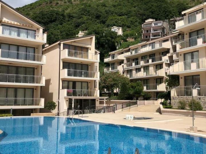 Beauty Apartment In Blue Star Complex Przno Montenegro Exterior photo